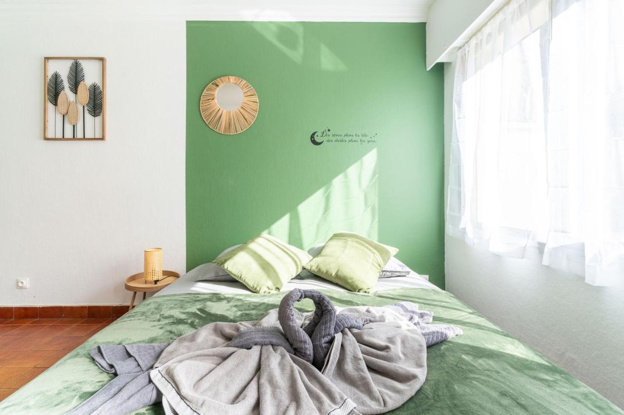 Appart'Hotel Nuiteejour Versailles Saint Cyr L'Ecole Екстериор снимка