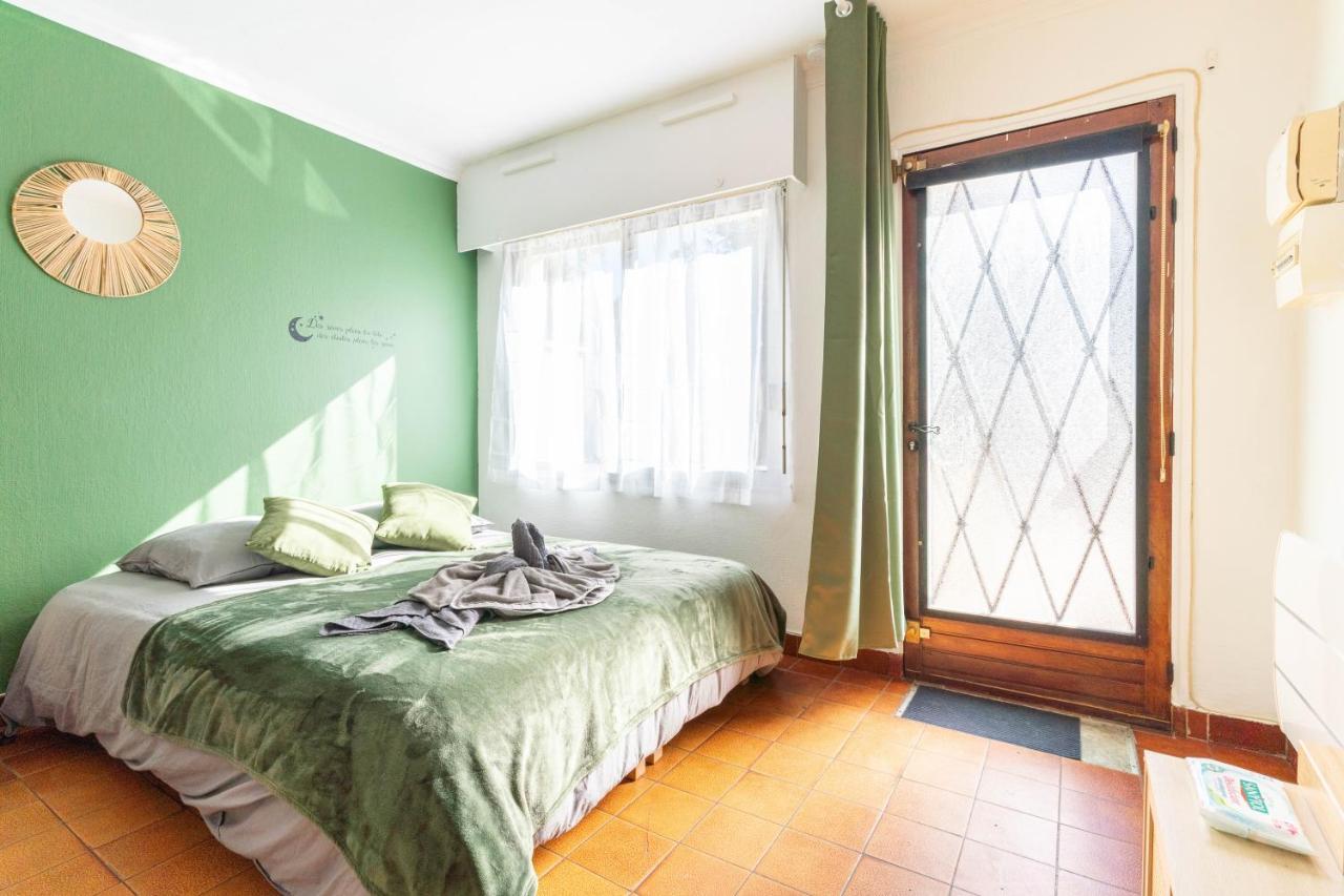 Appart'Hotel Nuiteejour Versailles Saint Cyr L'Ecole Екстериор снимка