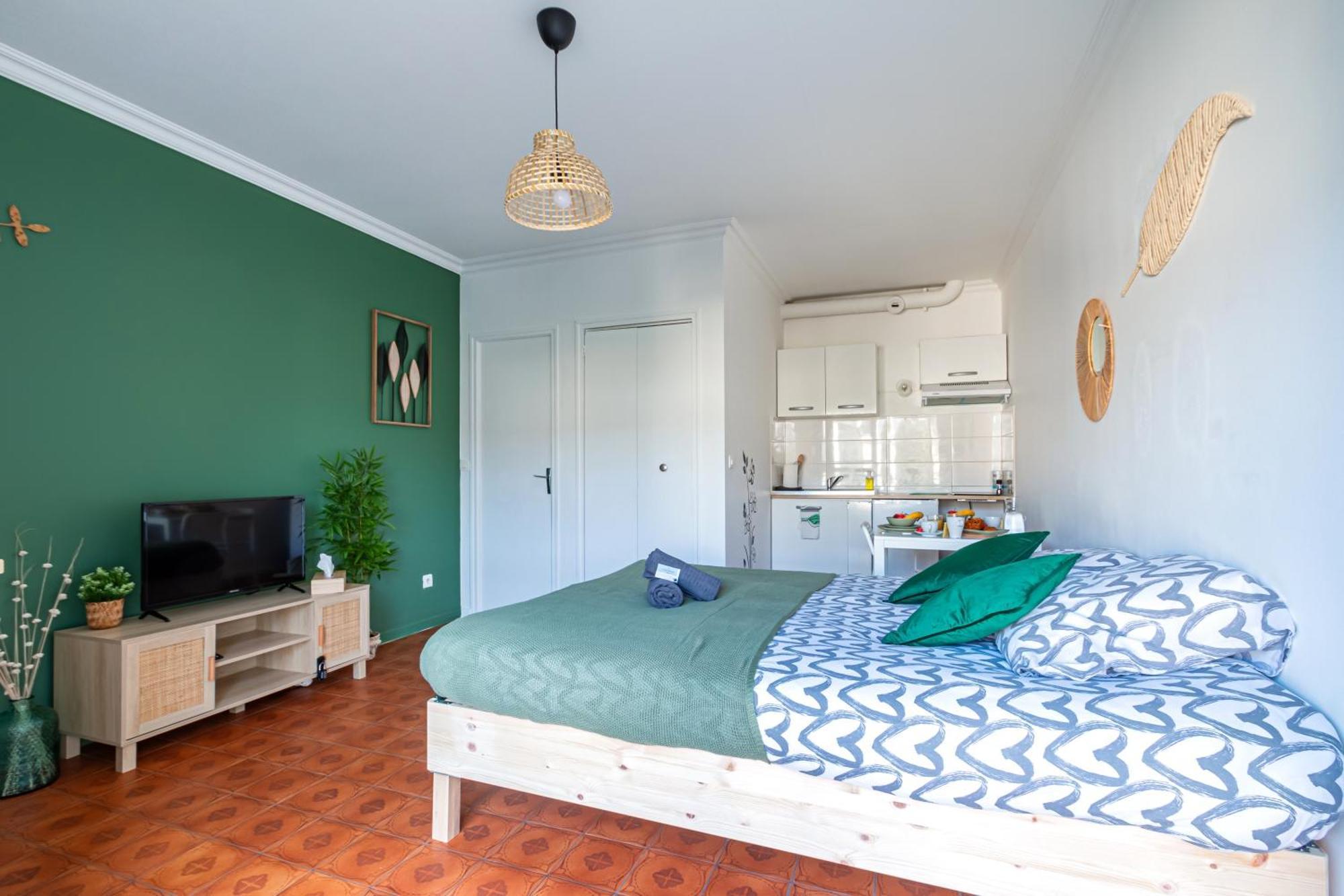 Appart'Hotel Nuiteejour Versailles Saint Cyr L'Ecole Екстериор снимка