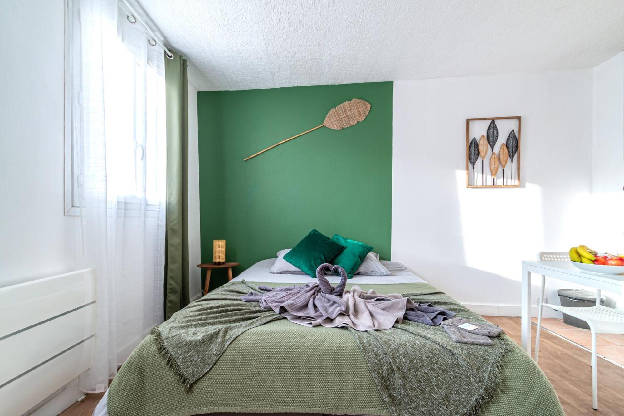 Appart'Hotel Nuiteejour Versailles Saint Cyr L'Ecole Екстериор снимка