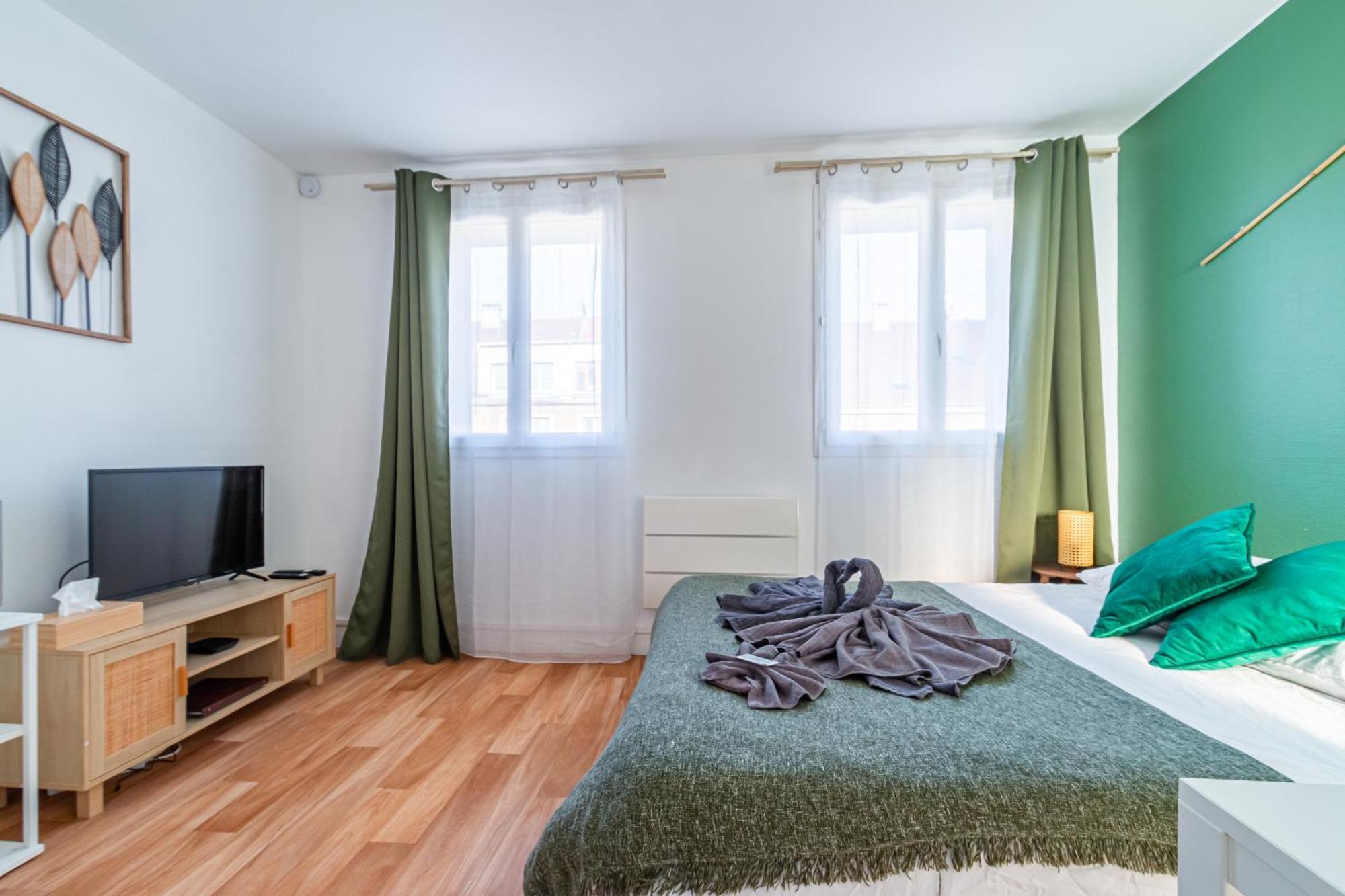 Appart'Hotel Nuiteejour Versailles Saint Cyr L'Ecole Екстериор снимка