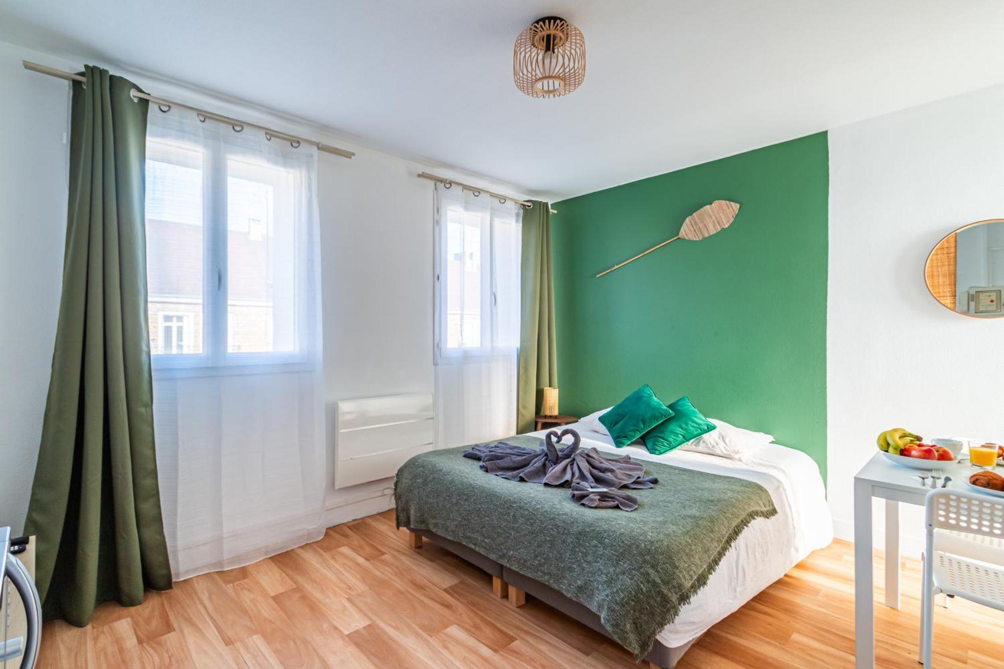 Appart'Hotel Nuiteejour Versailles Saint Cyr L'Ecole Екстериор снимка