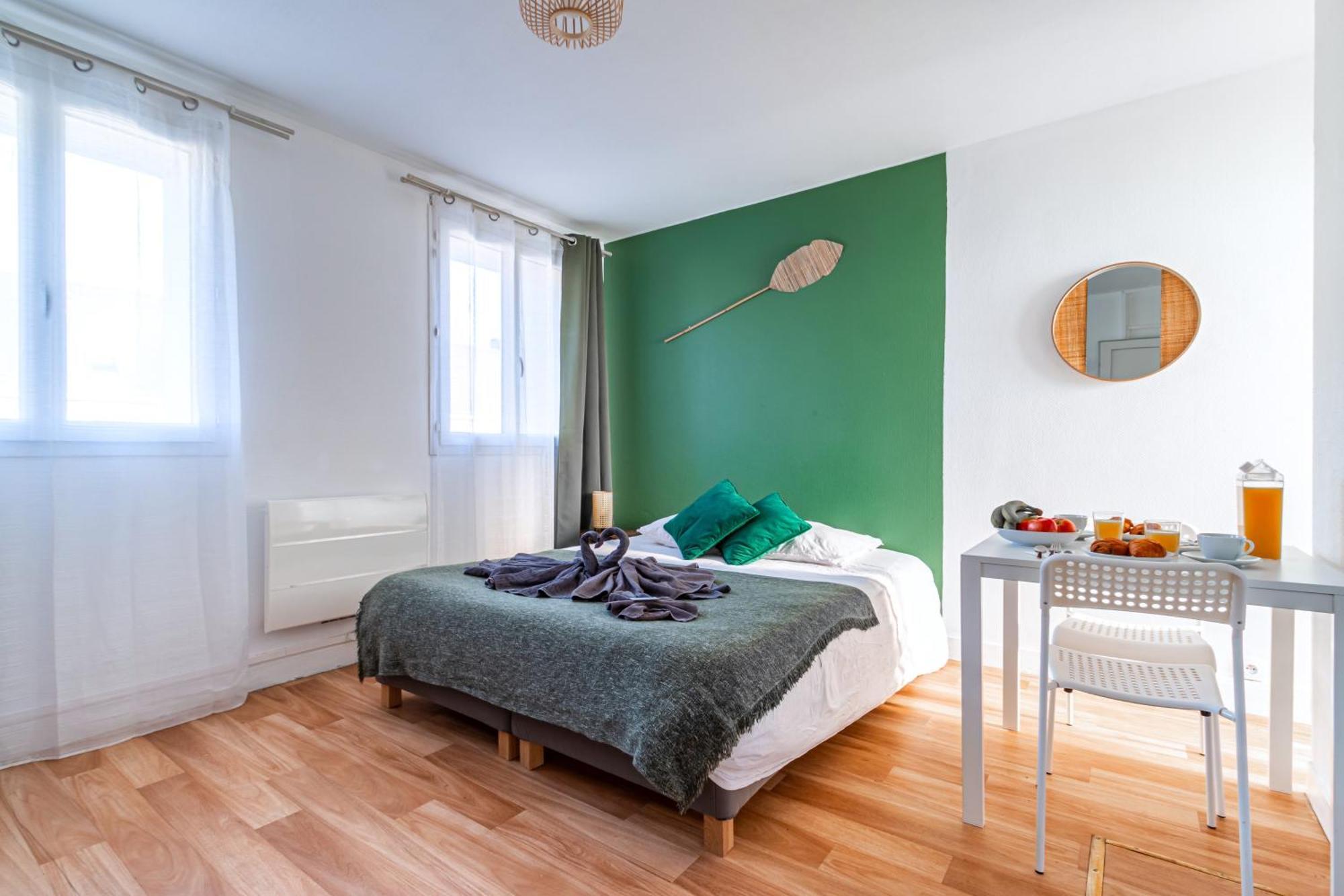 Appart'Hotel Nuiteejour Versailles Saint Cyr L'Ecole Екстериор снимка