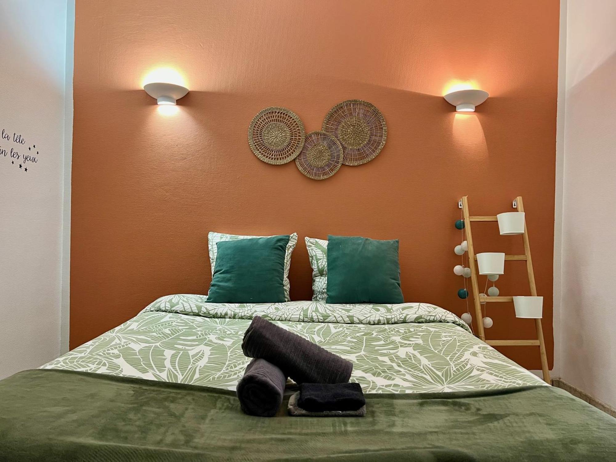 Appart'Hotel Nuiteejour Versailles Saint Cyr L'Ecole Екстериор снимка